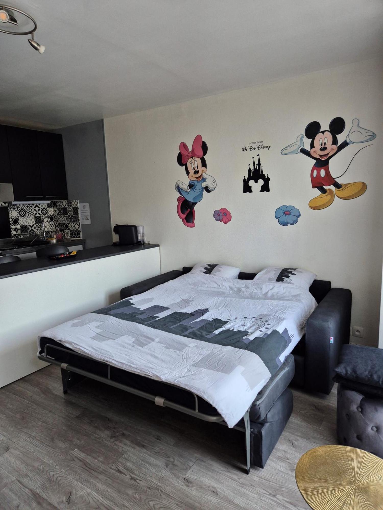 Studio A 2 Pas De Disneyland Esbly Exterior foto